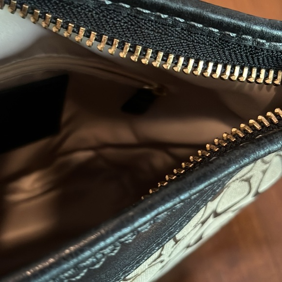 Coach Leatherware Hobo Bag - Picture 8 of 12